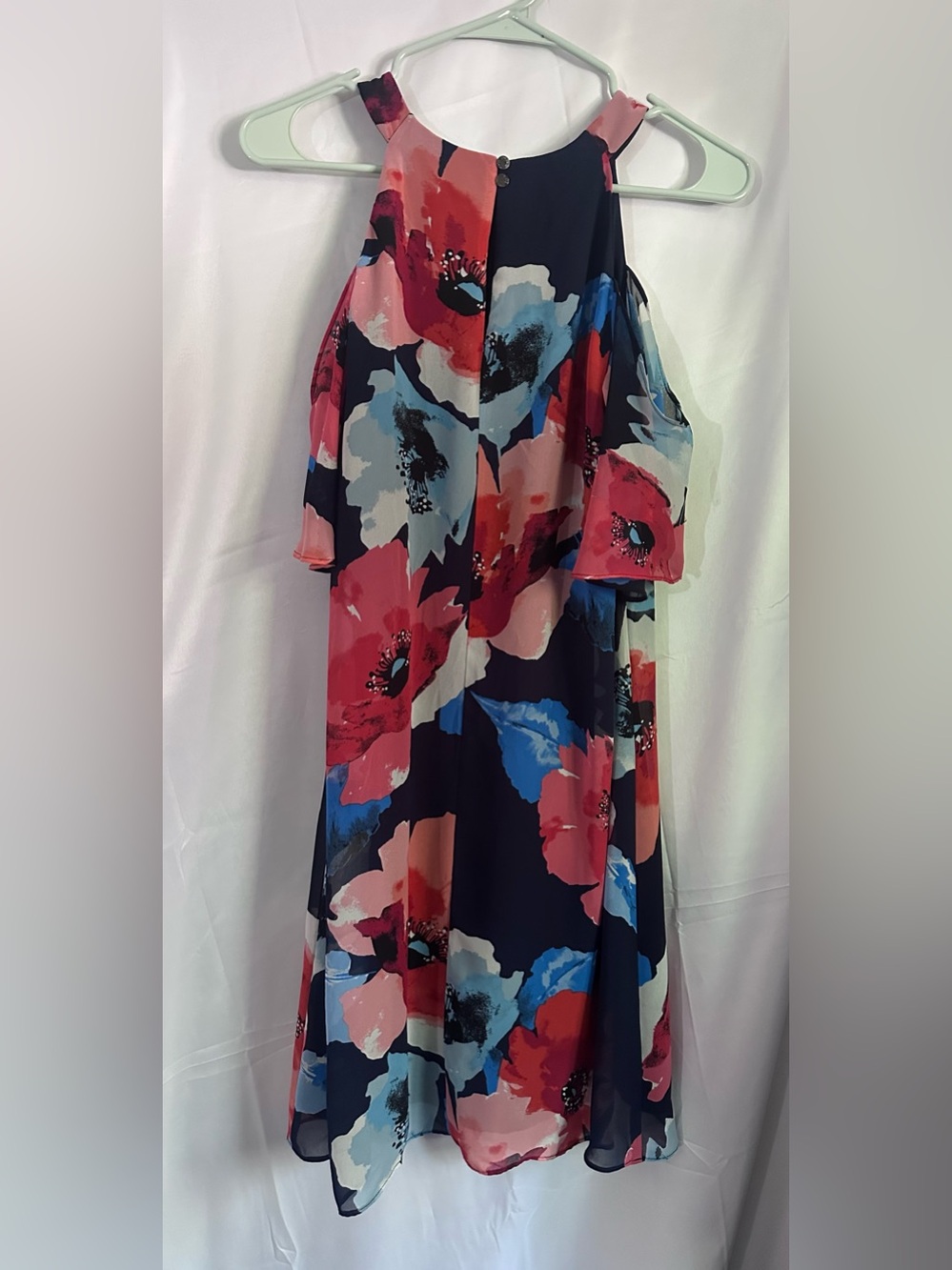 Vince Camuto floral printed cold-shoulder dress - Picture 4 of 5